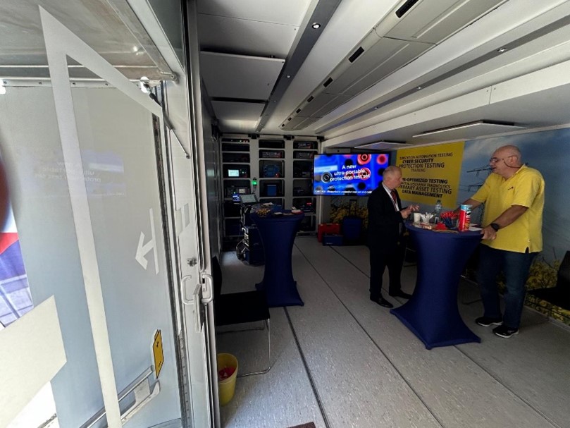 Omicron Presentation Inside Roadshow Truck